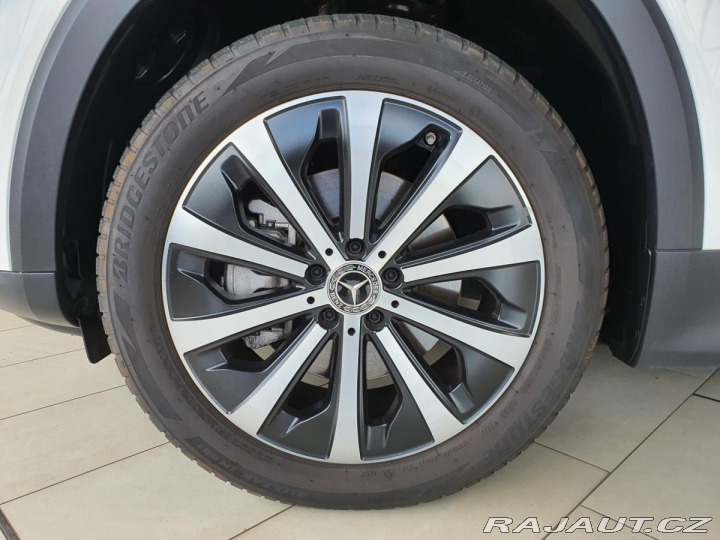 Mercedes-Benz GLB 220 D 4MATIC REZERVACE 2020