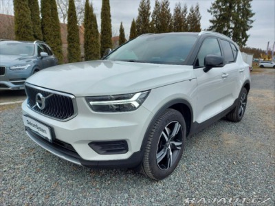 Volvo XC40 2,0 T4 Momentum Automat