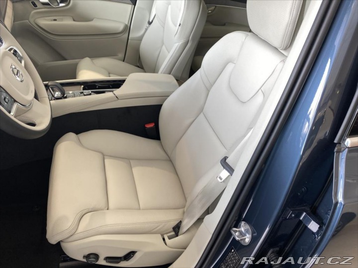 Volvo XC90 2,0 B5 AWD PLUS BRIGHT 2023