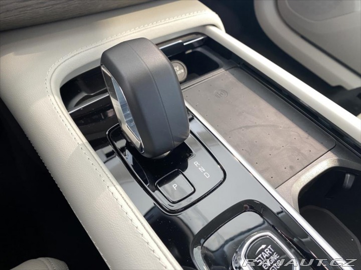 Volvo XC90 2,0 B5 AWD PLUS BRIGHT 2023
