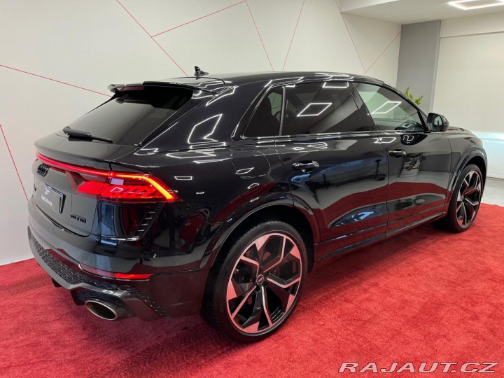 Audi RS Q8 Keramické brzdy * B&O 2020