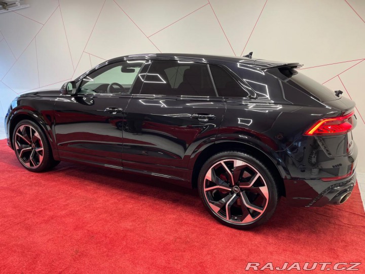 Audi RS Q8 Keramické brzdy * B&O 2020