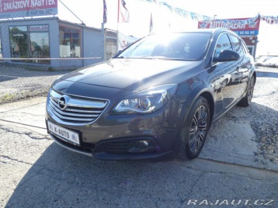 Opel Insignia 2.0CDTi 120kW*4x4*Country