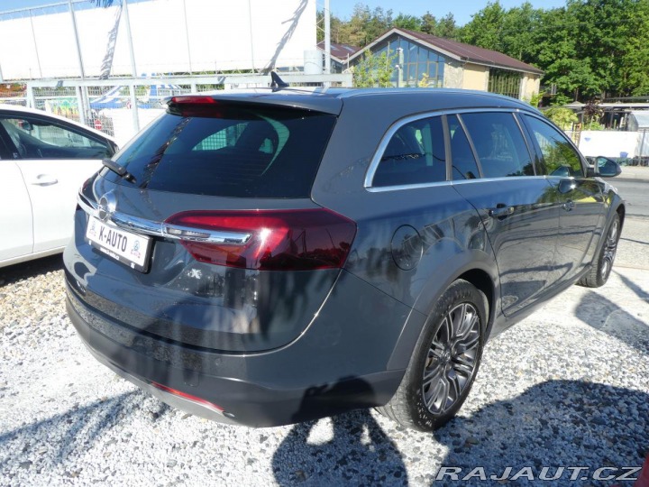 Opel Insignia 2.0CDTi 120kW*4x4*Country 2013