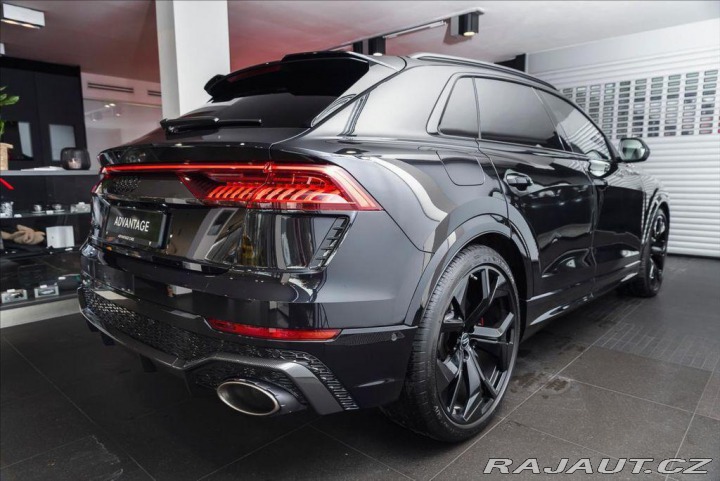 Audi RS Q8 quattro/Sedadla RS/B& 2023