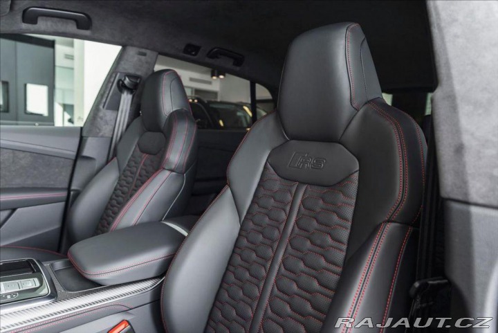 Audi RS Q8 quattro/Sedadla RS/B& 1800