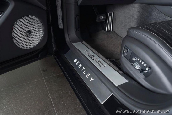 Bentley Flying Spur W12 First Edition/HUD/Nai 1800