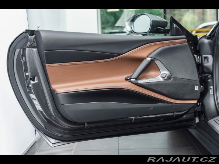 Ferrari 812 GTS 1800