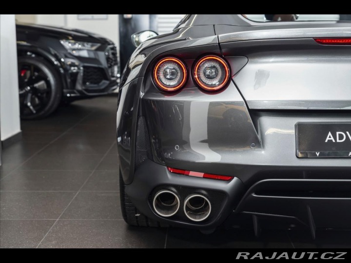 Ferrari 812 GTS 2020