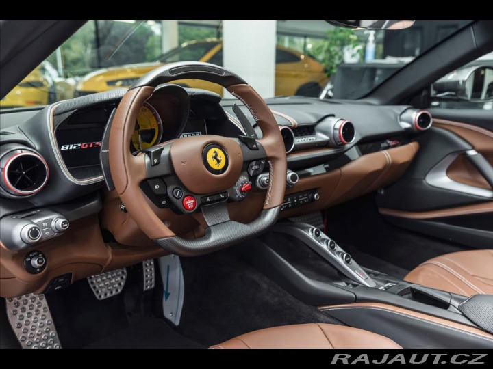 Ferrari 812 GTS 2020