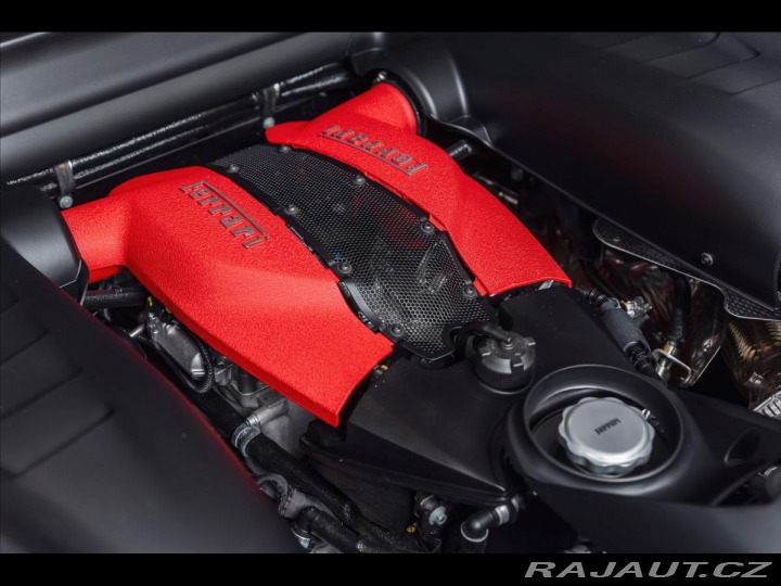 Ferrari F8 Tributo 2020
