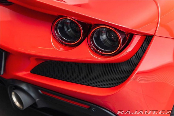 Ferrari F8 Tributo Coupé DCT 2020