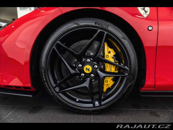 Ferrari F8 Tributo 2020