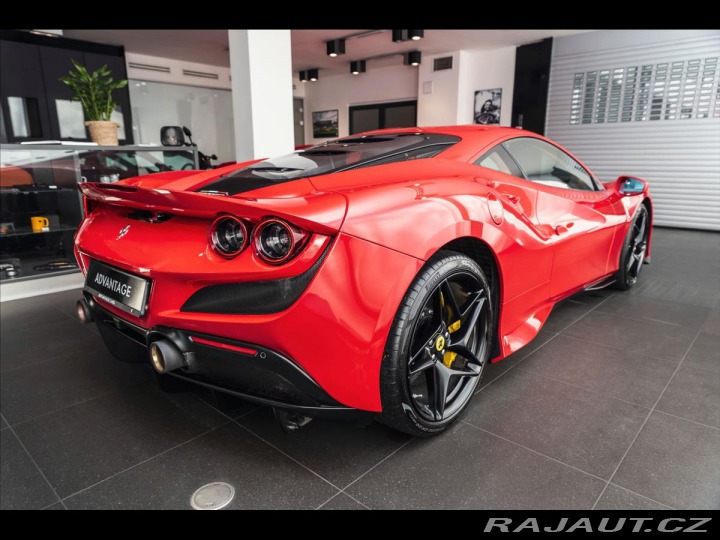 Ferrari F8 Tributo 2020