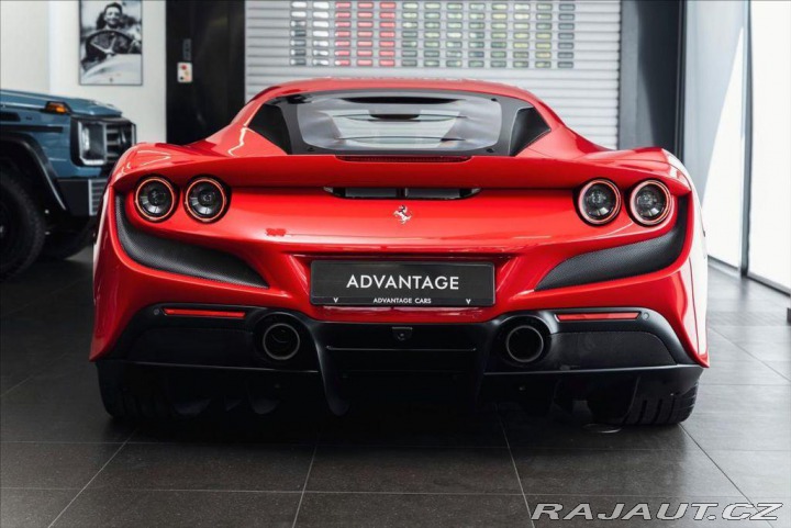 Ferrari F8 Tributo Coupé DCT 2020