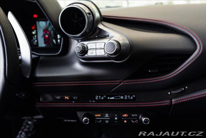 Ferrari F8 Tributo Coupé DCT/360°/20 1800