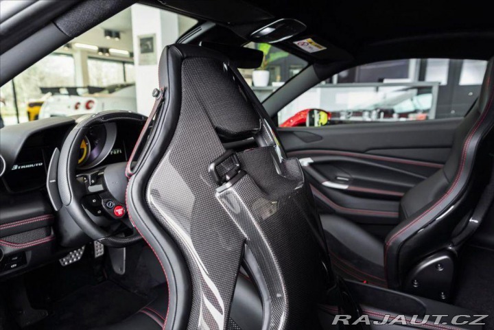 Ferrari F8 Tributo Coupé DCT/360°/20 1800