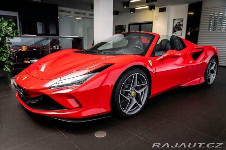 Ferrari F8 Spider/Lift/Kamera/PDC/El 1800
