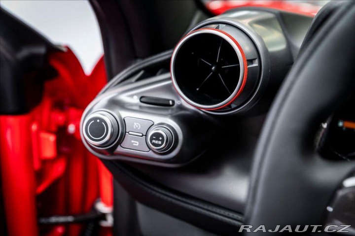 Ferrari F8 Spider/Lift/Kamera/PDC/El 1800