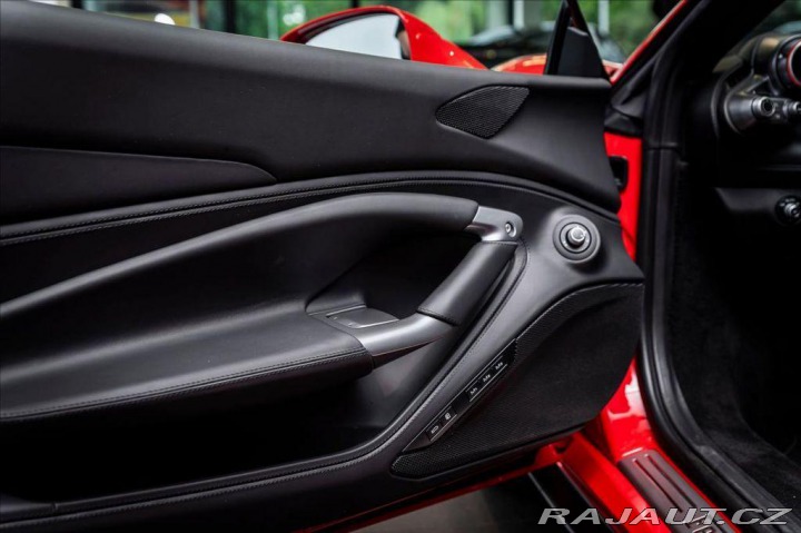 Ferrari F8 Spider/Lift/Kamera/PDC/El 1800