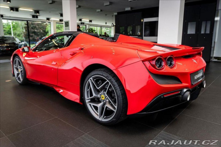 Ferrari F8 Spider/Lift/Kamera/PDC/El 1800