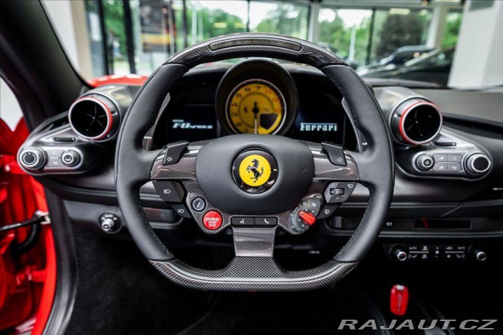 Ferrari F8 Spider/Lift/Kamera/PDC/El 1800