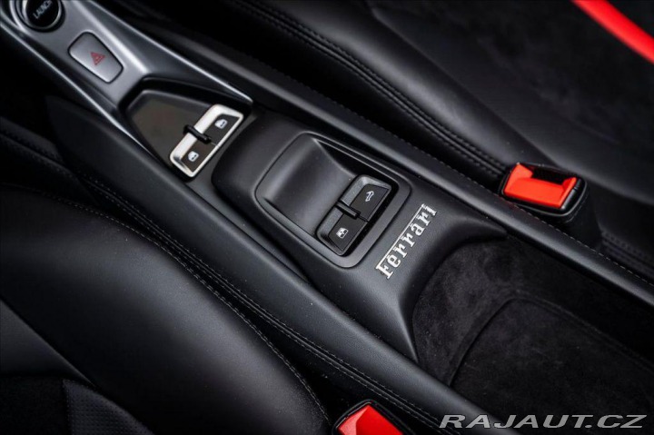 Ferrari F8 Spider/Lift/Kamera/PDC/El 1800