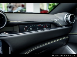 Ferrari Portofino Modrý Karbon/Pass.Display 2020