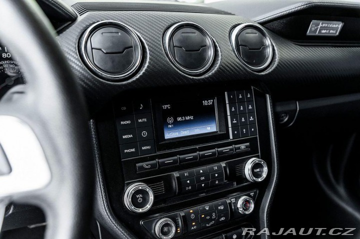 Ford Mustang 3.7 V6 Manuál/Airlift/Kam 2015