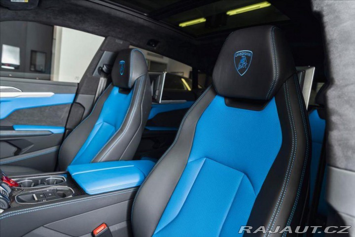 Lamborghini Urus Akrapovič/Full Carbon/Ful 2020