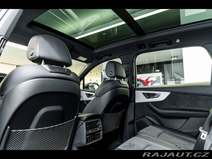 Audi Q7 50 TDI quattro S line 1800