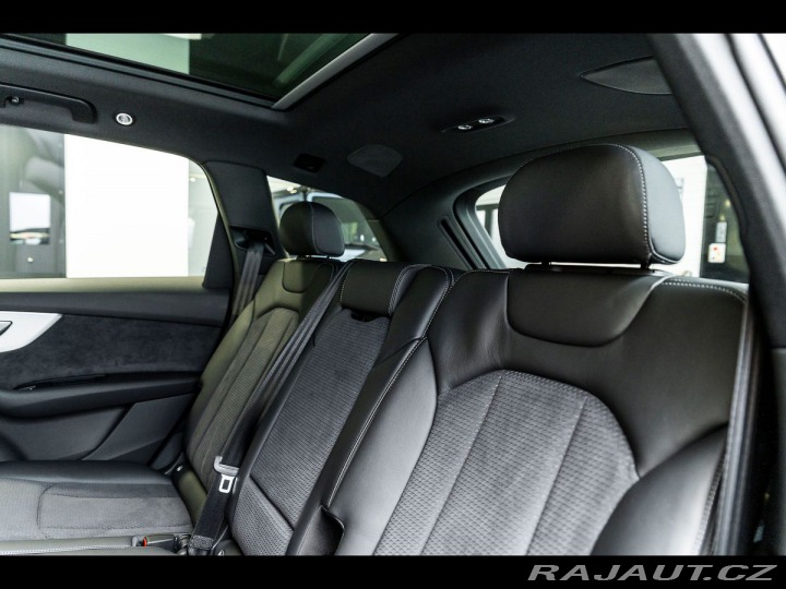 Audi Q7 50 TDI quattro S line 2022