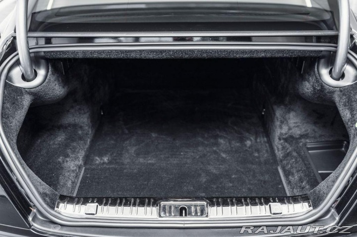 Rolls Royce Wraith Záruka/Starlight/Kamera/V 2015