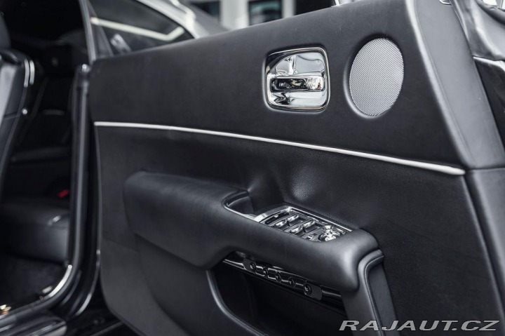 Rolls Royce Wraith Záruka/Starlight/Kamera/V 2015