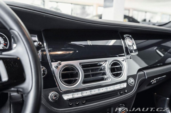 Rolls Royce Wraith Záruka/Starlight/Kamera/V 2015