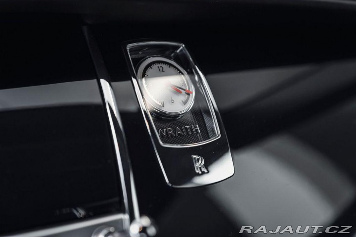 Rolls Royce Wraith Záruka/Starlight/Kamera/V 2015