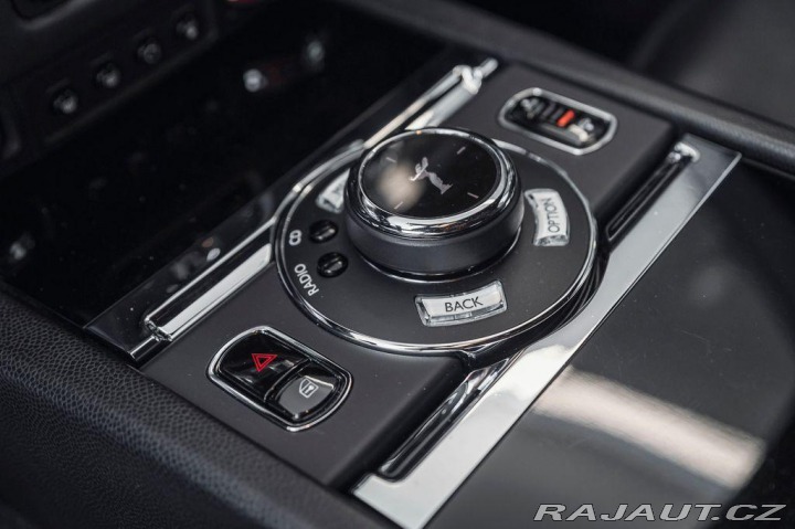 Rolls Royce Wraith Záruka/Starlight/Kamera/V 2015