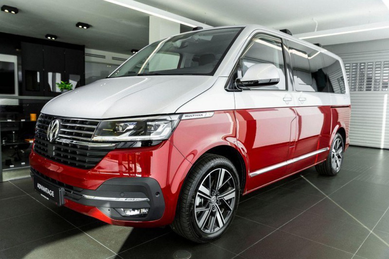 Volkswagen Multivan T6.1 TDI Highline 4M DSG/