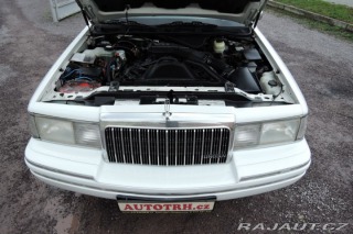 Lincoln Town Car Limuzína 7.m Pronájem 1993