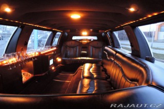 Lincoln Town Car Limuzína 9.m Pronájem 1995
