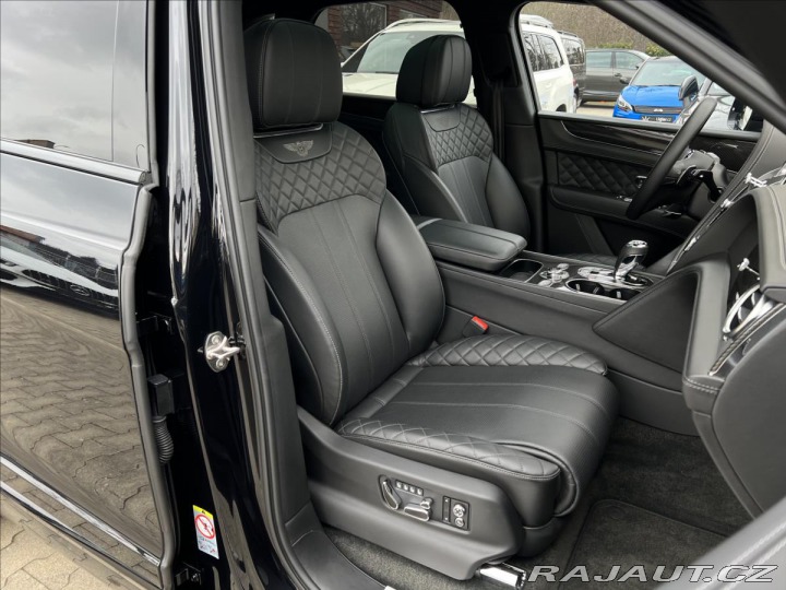 Bentley Bentayga 4,0 V8 S Mulliner Záruk 2018