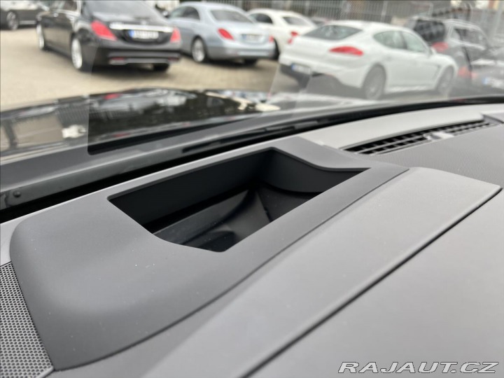 Bentley Bentayga 4,0 V8 S Mulliner Záruk 2018