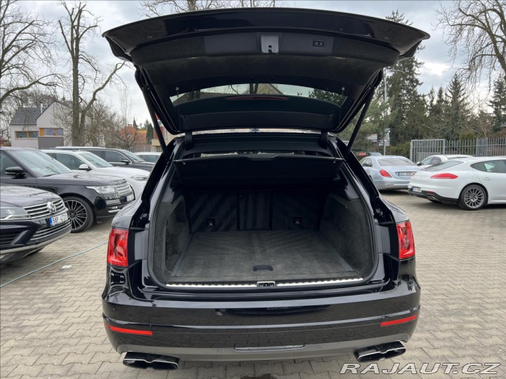 Bentley Bentayga 4,0 V8 S Mulliner Záruk 2018