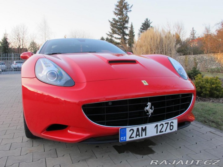 Ferrari California ČR  1.MAJITEL 2010