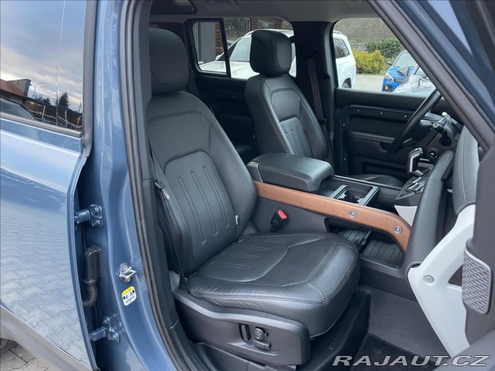 Land Rover Defender D240 110 HSE First Editio 2020