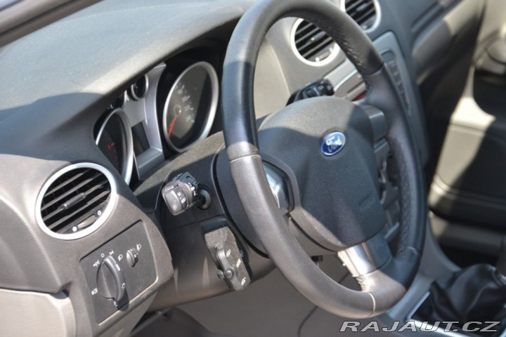 Ford Focus 1,6 Serv.kniha TOP stav 2011