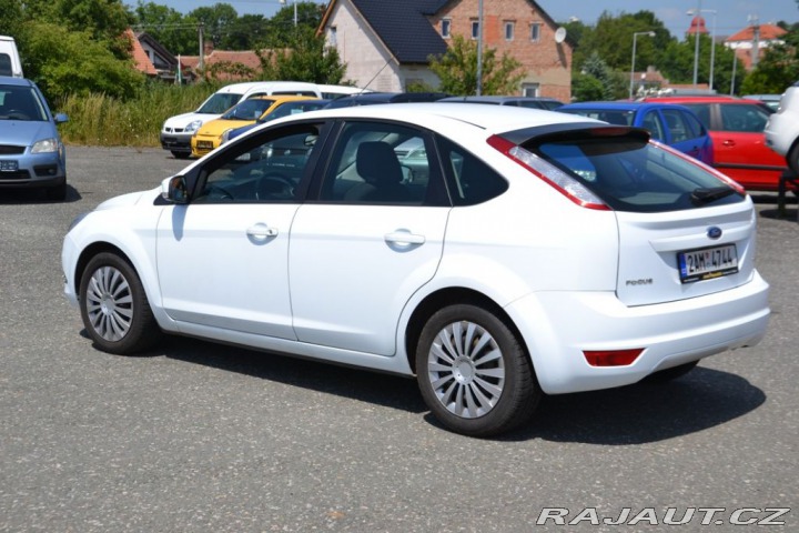 Ford Focus 1,6 Serv.kniha TOP stav 2011