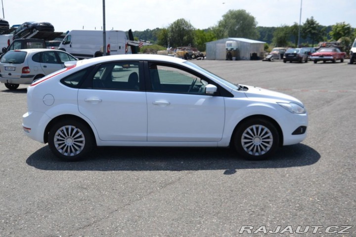 Ford Focus 1,6 Serv.kniha TOP stav 2011