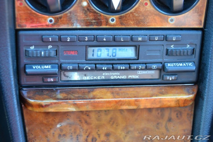 Mercedes-Benz 123 2,3 W123 230C 1979