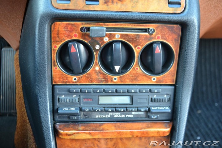 Mercedes-Benz 123 2,3 W123 230C 1979